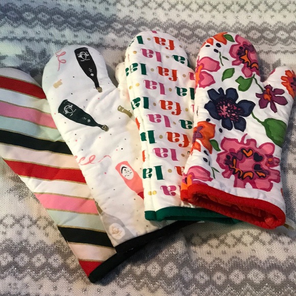 kate spade Other - NEW Kate Spade Oven Mitts